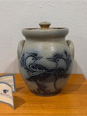 Red Wing Pottery Salt Glaze Bird Pantry Canister Crock W/Lid & Handles 8” 1998